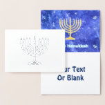 Carte Dorée Hanoukka Snowstorm Menorah<br><div class="desc">Une menorah Hanoukka et "Happy Hanoukka" en or brillant,  en bleu et blanc,  superposées sur une image fractale bleue et blanche qui rappelle les flocons de neige dans une tempête. Chag Sameach !</div>
