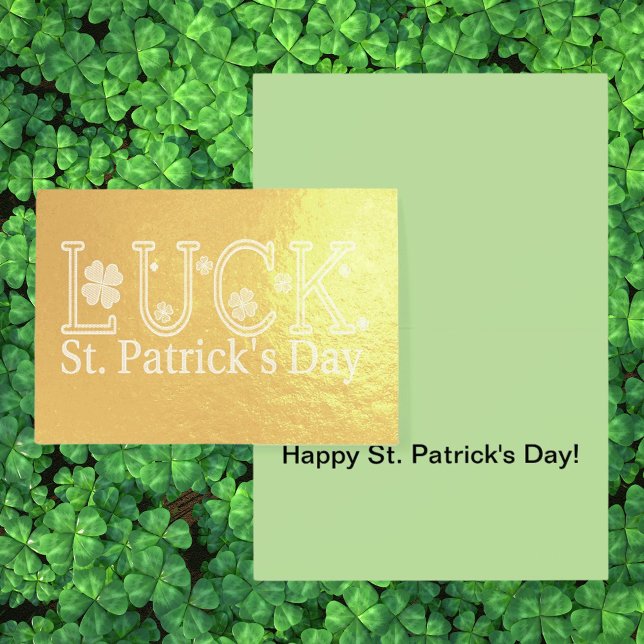 Carte Dorée La chance de la Saint Patrick avec les fêtes Shamr (Luck of St Patrick's Day with Shamrocks Holiday Foil Card)