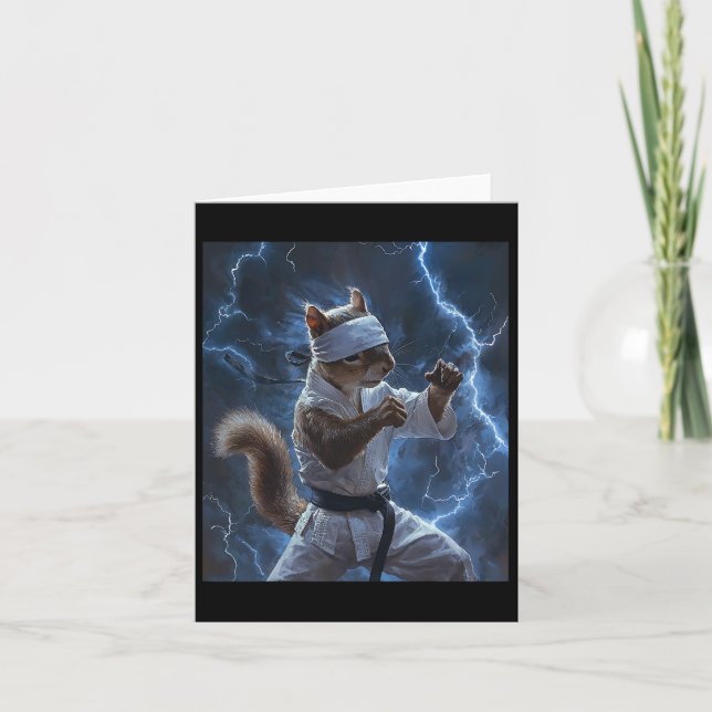 Carte Écureuil d'art martial portant Karate Gi Lightning (Devant)