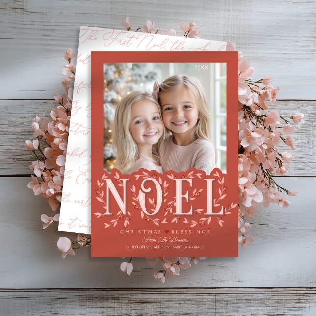 Carte Élégant Botanique Monochromatique Photo Noël (Shown on a 5" x 7" card)