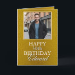Carte Elegant Gold Photo Boyfriend Anniversaire<br><div class="desc">Une photo personnalisée de votre petit ami associée à un message d'anniversaire sincère,  le célébrant lors de sa journée spéciale. Une façon significative et personnalisée de le faire se sentir aimé et apprécié.</div>