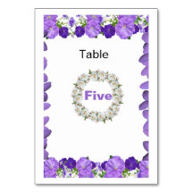 Carte élégante de numéro de table de mariage à mot