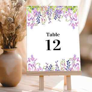 Carte élégante de numéro de table en glycine viole