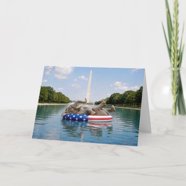 Carte Éléphant d'anniversaire flottant dans la piscine d (Devant)