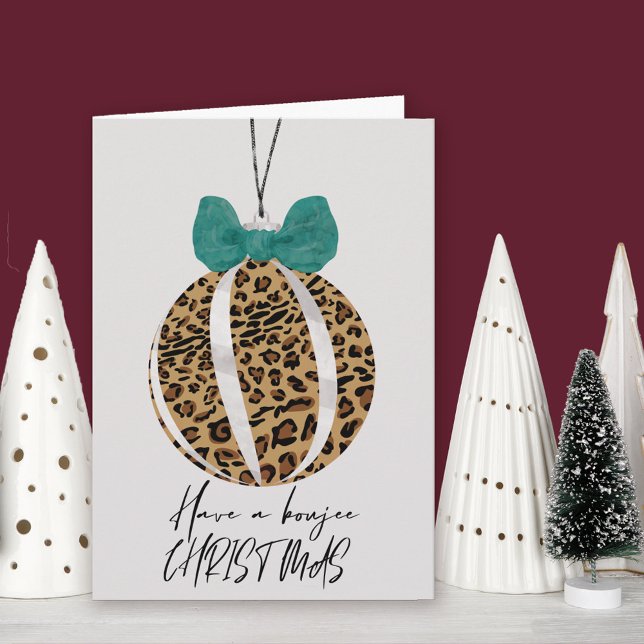 Carte Empreinte de léopard Bauble Green Bow Boujee Noël (Leopard Print Bauble Christmas Card. Buy professionally printed or as printable digital download.)