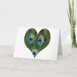 Carte en forme de coeur de plume de paon