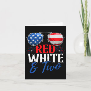 Carte Enfants Rouge Blanc Et Deux 4 juillet Anniversaire