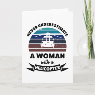 Carte Femme avec un cadeau drôle d'hélicoptère Maman