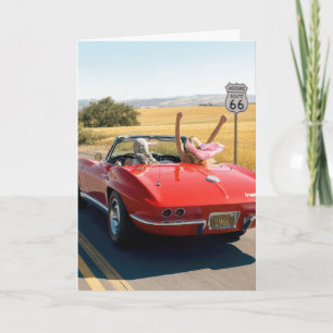 Carte Femmes d'anniversaire dans une Corvette rouge 1966