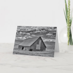 Carte Fermes   BW American Flag Barn Scene