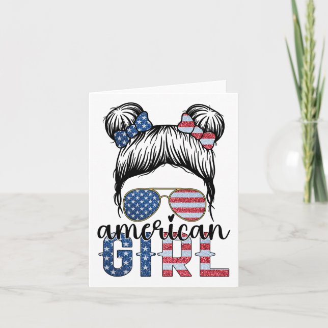 Carte Fille américaine 4 juillet Messy Bun Drapeau améri (Devant)