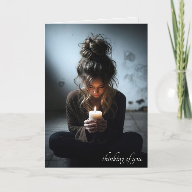 Carte Fille dans une chambre sombre (Devant)