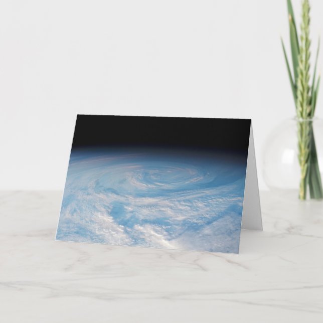 Carte Formation De Nuages Circulaires Sur L'Océan Pacifi (Devant)