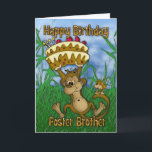 Carte Foster Brother Joyeux Anniversaire avec tenue de s<br><div class="desc">Foster Brother Joyeux Anniversaire avec un gâteau de retenue de singe</div>