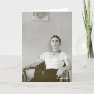 Carte Frida Kahlo a assis avec la peinture de Frida