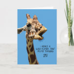 Carte Funny 25th Birthday Card<br><div class="desc">Carte de 25ème anniversaire de girafe amusante qui est personnalisable avec votre message personnalisé. Vous pouvez modifier l'âge en cliquant sur le 25/25 sur le devant et à l'intérieur et modifier le texte.</div>