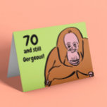 Carte Funny 70e anniversaire<br><div class="desc">70 et toujours magnifique ! Ou 50,  ou 60... en fait,  n'importe quel âge ! Personnalisable pour vous de changer l'âge à ce que vous voulez.</div>