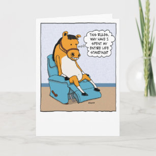 Carte Funny Horse découvre assis en chaise Anniversaire