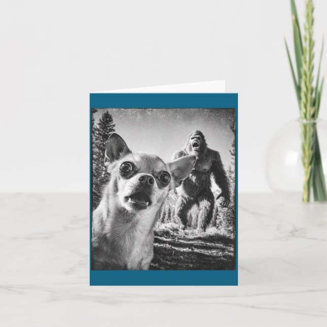 Carte Funny Selfie Cryptid Chihuahua Humor Sasquatch Big (Devant)
