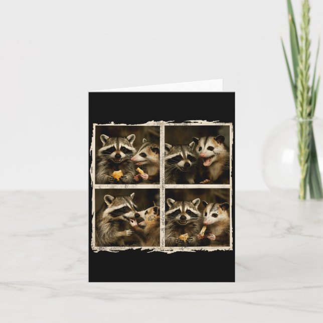 Carte Funny Ssum And Raccoon Photobooth Selfie Trash Fer (Devant)