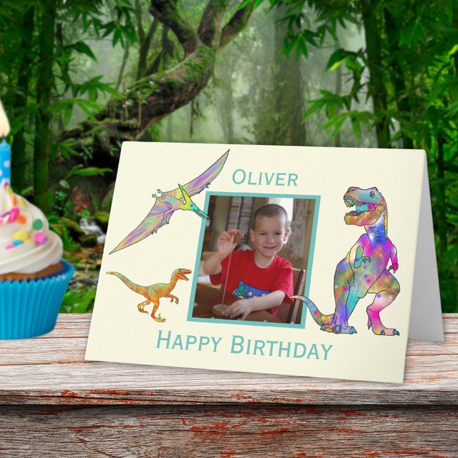 Carte Garçon Anniversaire Dinosaure Coloré T Rex Ajouter (Colorful Dinosaurs custom photo happy birthday greetings card with T-Rex velociraptor & pterodactyl)