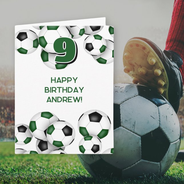 Carte garçons filles soccer joueur vert heureux annivers (Créateur téléchargé)