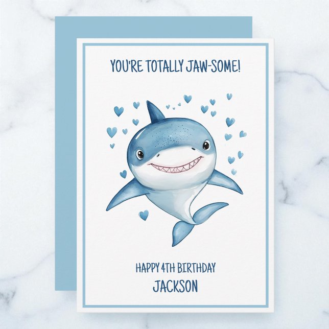 Carte Garçons mignons personnalisé Requin bleu Joyeux 4e (Cute Boys Custom Blue Shark Happy 4th Birthday Card)