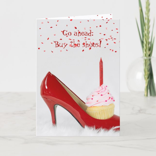 Carte Gâteau d'anniversaire dans une chaussure rouge (Devant)