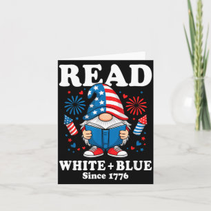 Carte Gnome Patriotique Lisant Feux d'Artifice Lit Blanc