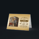 Carte Gold 80th Birthday Meilleur cadre photo personnali<br><div class="desc">Célébrez l'anniversaire marquant de votre personne âgée préférée avec ce cadeau classe qui leur rappelle à quel point ils sont fabuleux. Des lignes épurées et des tons bruns, or et crème composent ce cadre simple mais élégant qui peut être customisé avec votre photo préférée, les noms, les initiales ou d'autres...</div>