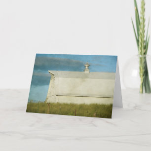 Carte Grange blanche et oiseaux sur une clôture