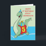 Carte Great Grandson, 5e anniversaire Dinosaur<br><div class="desc">Maintenant que la célébration du 5e anniversaire de votre arrière-petit-fils est au coin de la rue,  vous devriez déjà mettre la main sur cette carte. La couverture montre un gigantesque dinosaure courant avec un cadeau d'anniversaire sur le dos. Cette carte lui convient parfaitement.</div>