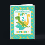 Carte Great Grandson Dinosaur 2e anniversaire bleu<br><div class="desc">Une carte de 2ème anniversaire amusante pour votre arrière petit-fils. Cette carte de premier anniversaire éclatante présente un dinosaure T-Rex caricaturé vert, un Brontosaurus jaune et un Tricératops bleu, posé sur un arrière - plan dinosaure bleu et jaune Un joli design mignon pour un petit garçon qui aura deux ans....</div>