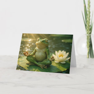 Carte Grenouille d'anniversaire méditant sur un nénuphar