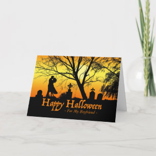 Carte Halloween pour Boyfriend, Baiser de couple, Cimeti