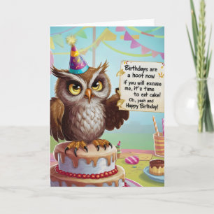 Carte Hibou portant un chapeau d'anniversaire debout sur