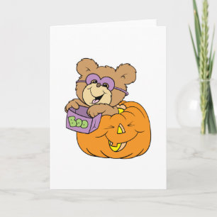 Carte joli ours en peluche à halloween en citrouille boo