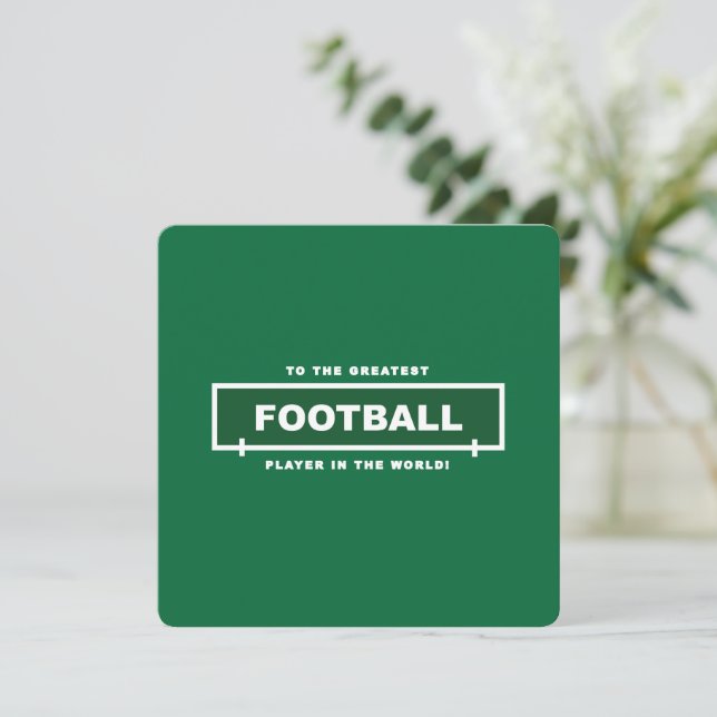 Carte Joueur de football vert personnalisé Anniversaire (Debout devant)
