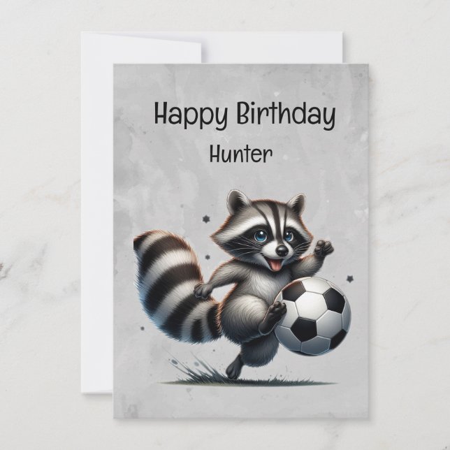 Carte Joueur de soccer mignon Raccoon personnalisé Anniv (Devant)