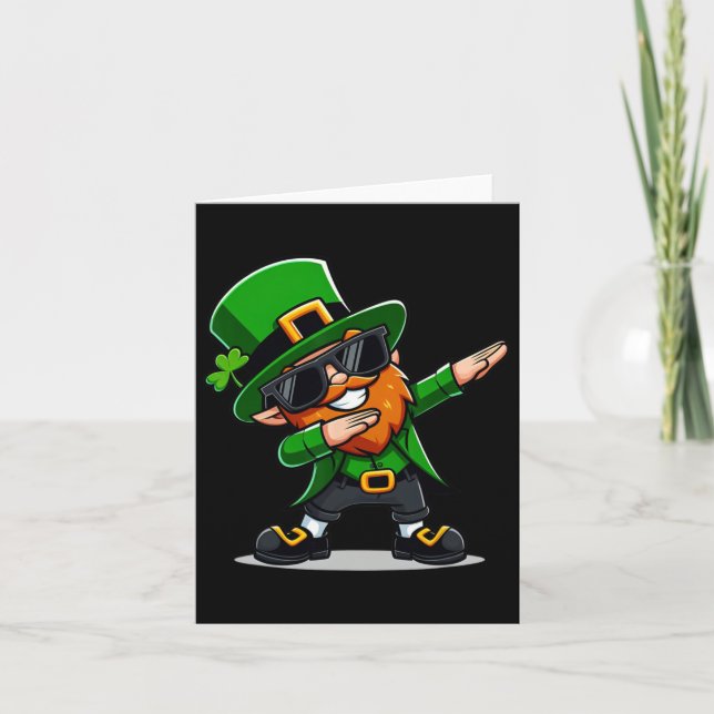 Carte Jour de la Saint Patrick Dabbing Leprechaun Garçon (Devant)