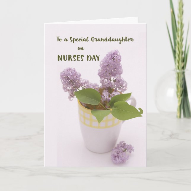 Carte Journée des infirmières avec Lilacs en Coffee Cup (Devant)