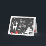 Carte Joyeuse des Fêtes | Faux Chalkboard, Cerf<br><div class="desc">Cette carte festive en faux tableau noir et blanc "Joyeuses fêtes" de Noël ou de Fêtes a un cerf mâle avec des bois ornés de saints et de baies, des cadeaux rouges et blancs avec des rubans, des flocons de neige, des étoiles, et une variété d'arbres de Noël sur un...</div>