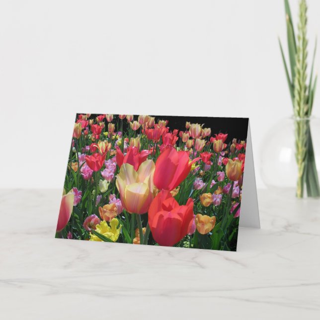 Carte Joyeuse fête des mères avec des tulipes (Devant)