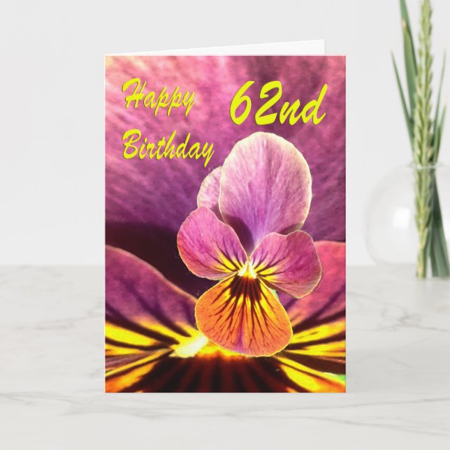 Carte Joyeux 62e Anniversaire Fleur Pansy (Devant)