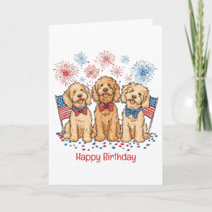Carte Joyeux anniversaire 4 juillet chien Goldendoodle