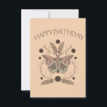 Carte Joyeux anniversaire de la Moth Moon Harvest<br><div class="desc">Moon Moon Harvest Happy Birthday Card (carte d'anniversaire joyeuse de Moth Moon Moon Moon Moon),  avec des fougères,  des herbes et des phases de lune illustrées.</div>