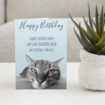 Carte Joyeux Anniversaire De La Part De Chat Humour Amus<br><div class="desc">Cette création a été réalisée en utilisant l'art numérique. Elle peut être personnalisée dans la zone prévue à cet effet ou en choisissant l'option "cliquez pour personnaliser davantage" et en modifiant le nom, les initiales ou les mots. Vous pouvez également modifier la couleur et le style du texte ou supprimer...</div>