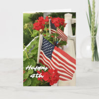Joyeux drapeau 4 juillet américain et géraniums