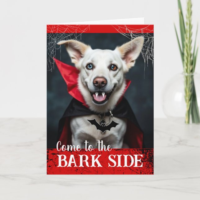 Carte Joyeux Howl-oween avec Bark Side du chien vampire (Devant)