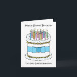 Carte Joyeux Jour Commun Anniversaire Grandson<br><div class="desc">Illustration simple d'un gâteau d'anniversaire blanc recouvert de bougies éclairées et d'un arc bleu attaché autour. L'image est accompagnée des mots "Joyeux anniversaire partagé à un grand-fils très spécial".</div>